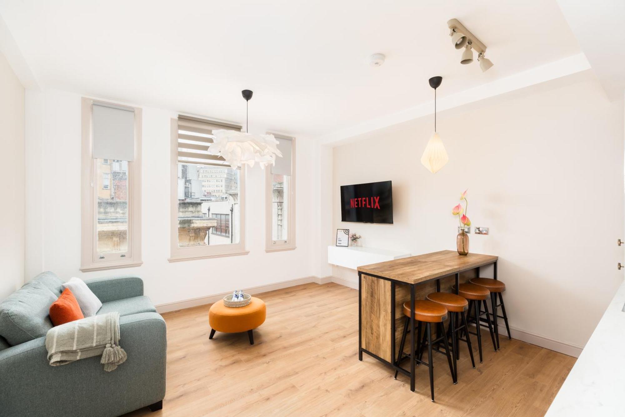 Yasuko Apartment Бирмингем Экстерьер фото