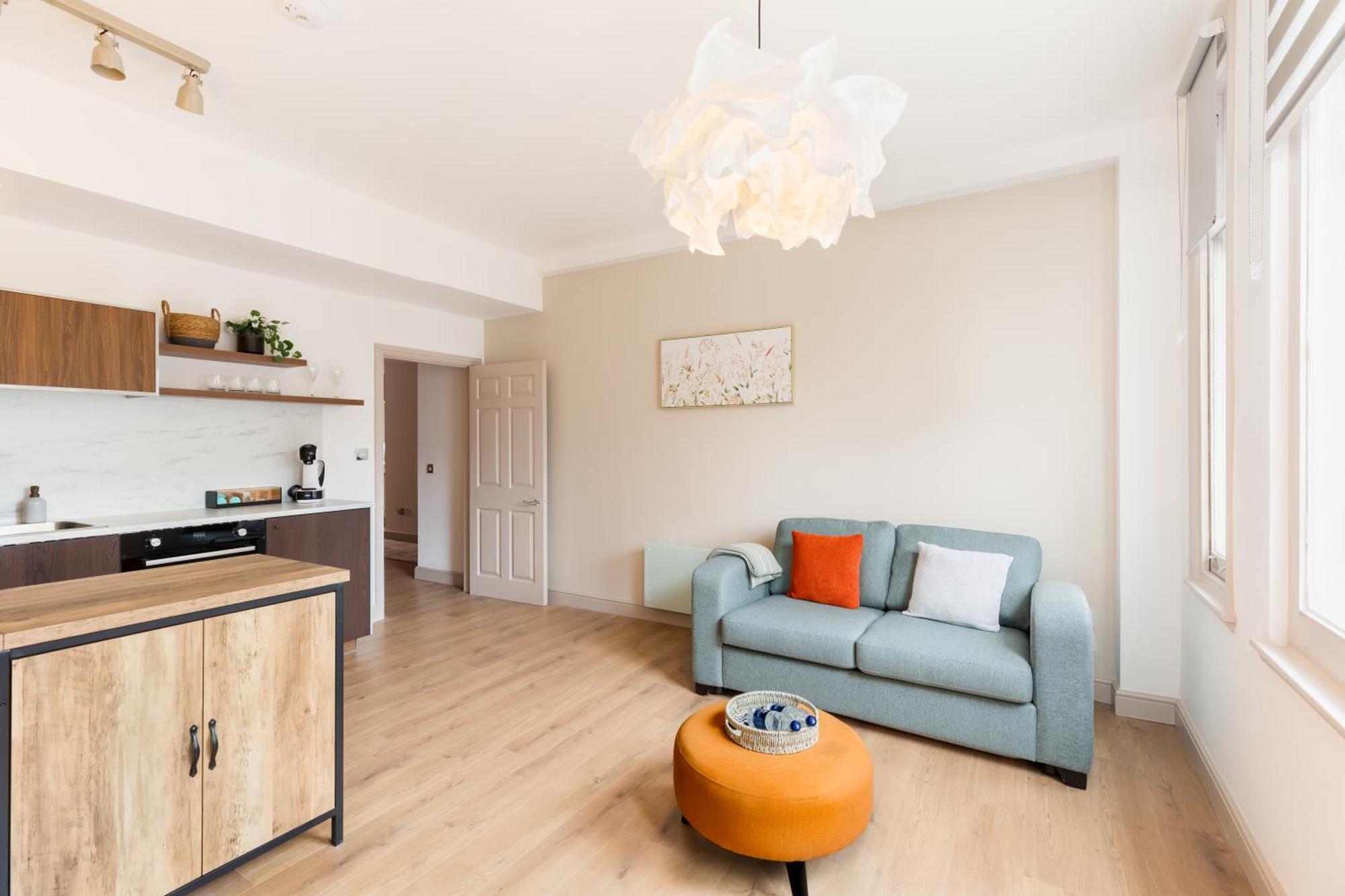 Yasuko Apartment Бирмингем Экстерьер фото